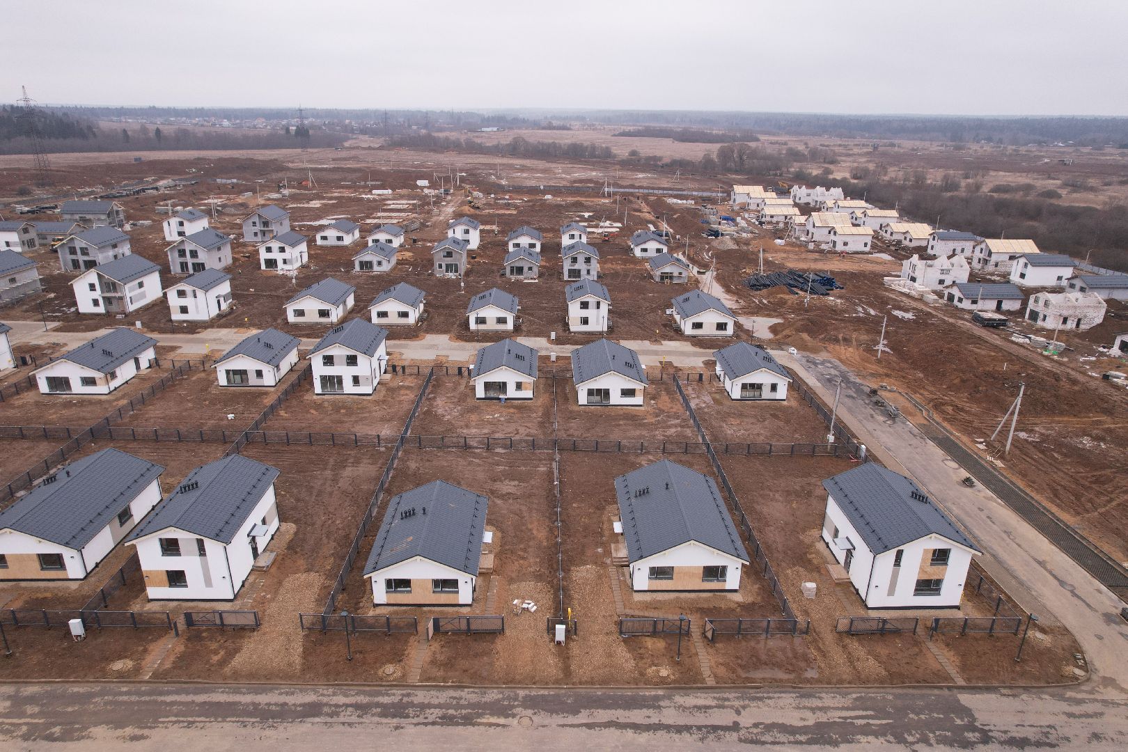 видео с коптера, строительство жилого кластера в истре,