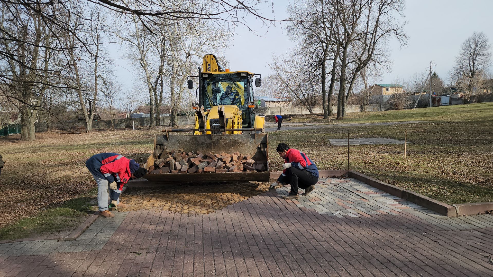 кашира, благоустройство, сквер пушкина, тротуарная плитка, демонтаж, строительство, комфортная среда,
