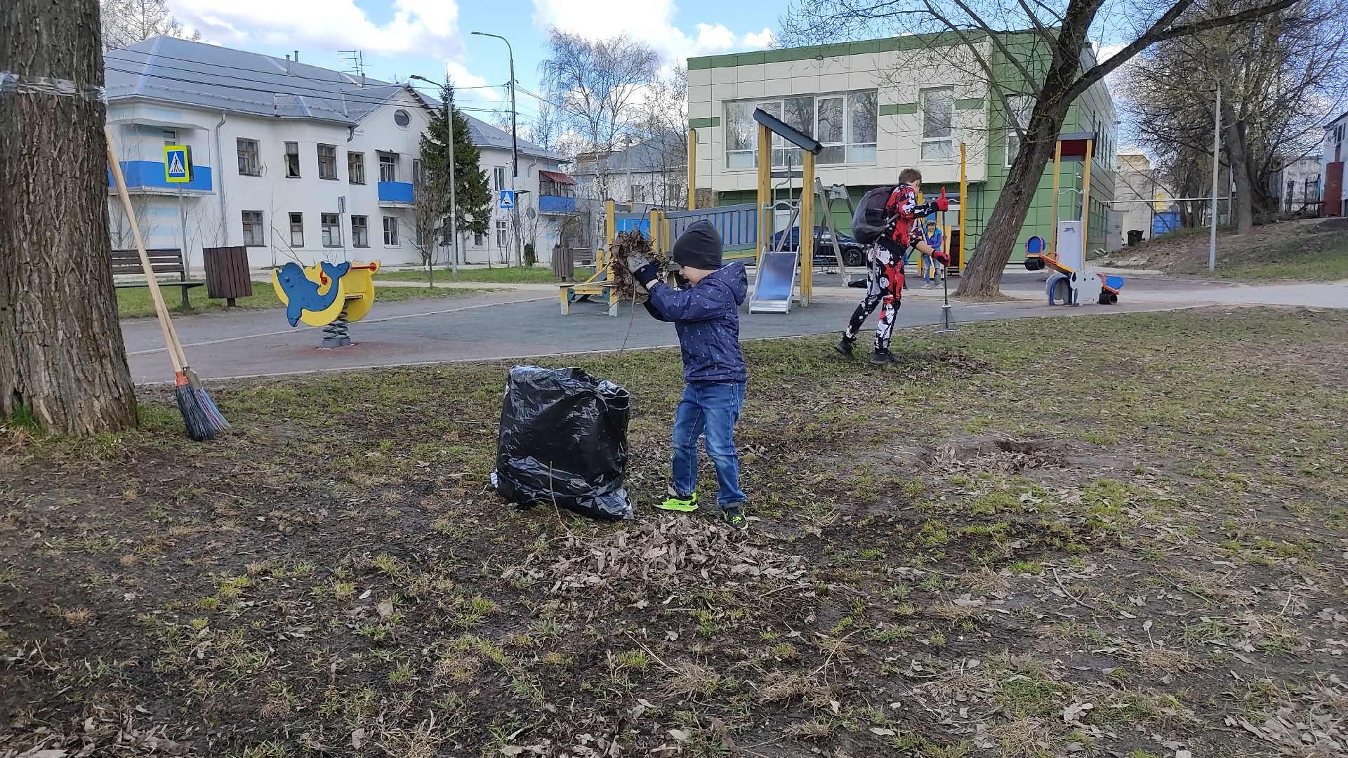 Лобня, субботник, благоустройство