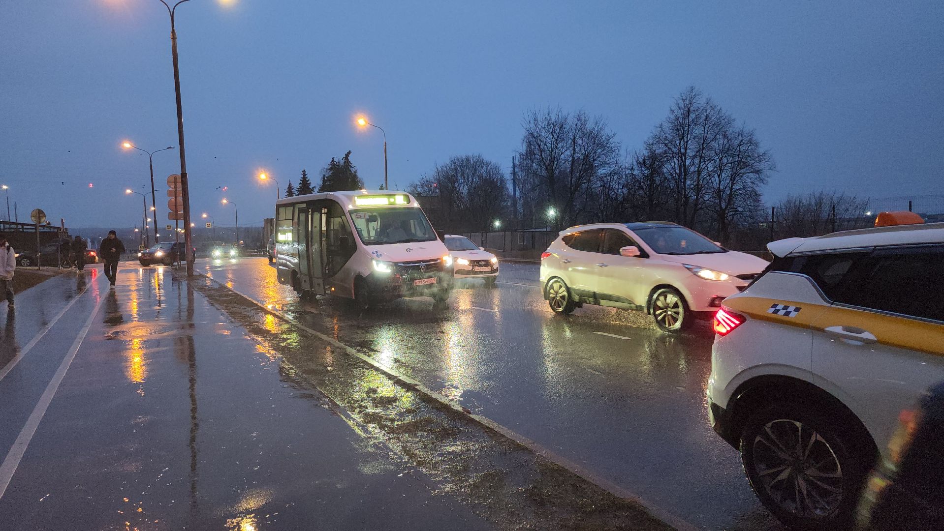 Люберцы, выездная администрация, глава городского округа люберцы владимир волков, транспорт, маршрут, поселок мирный,