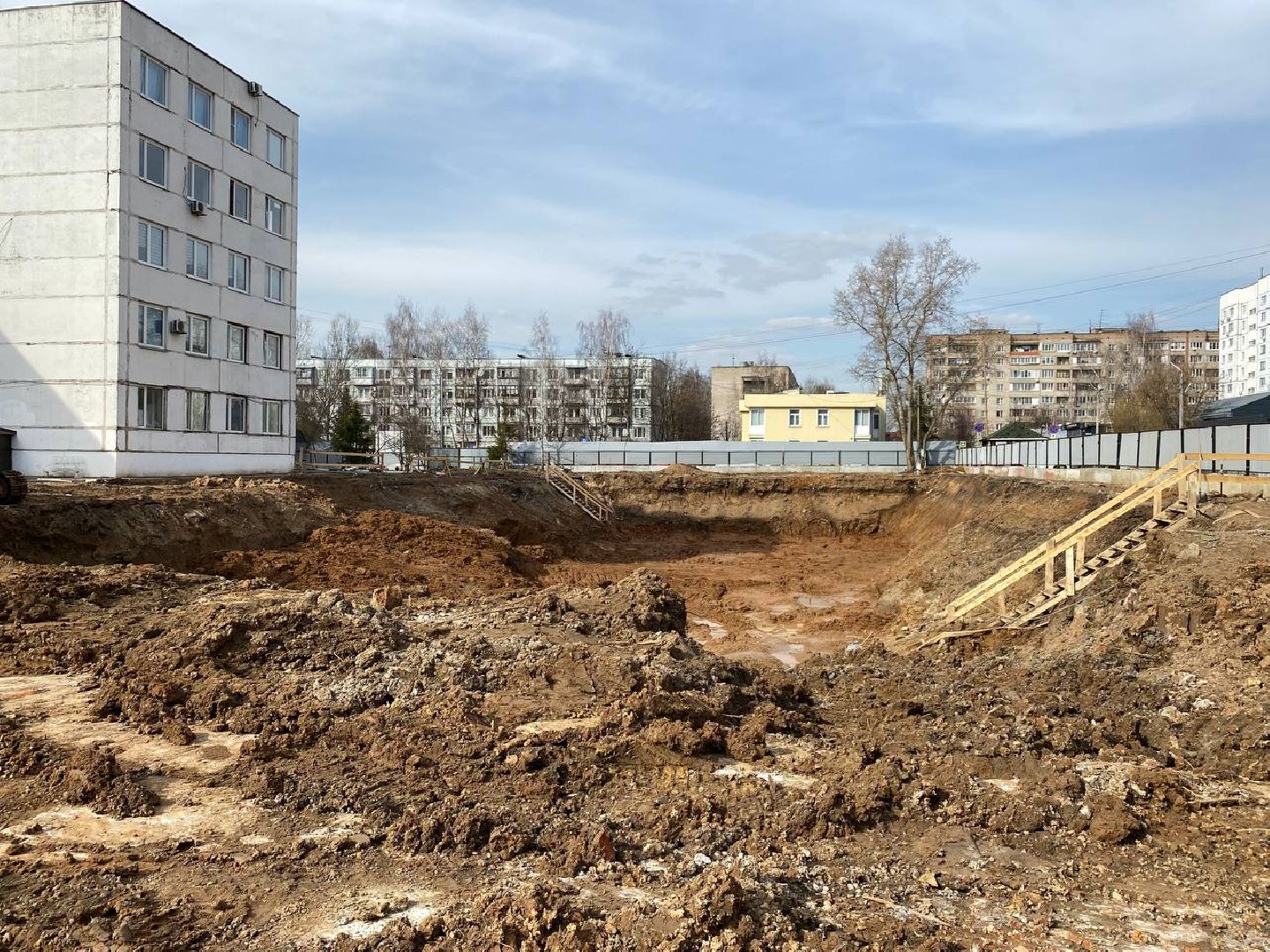 поликлиниа, поликлиника в Нахабино, строительство пристройки, строительство поликлиники,