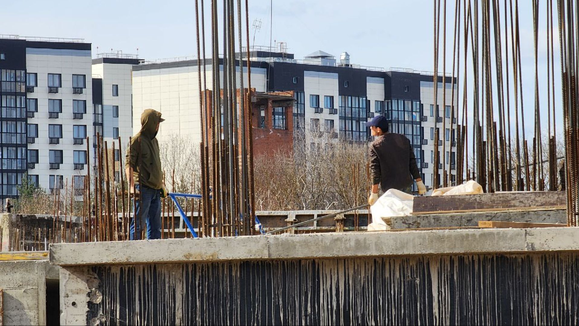 Дмитров, ЖК Большевик, Минстрой,