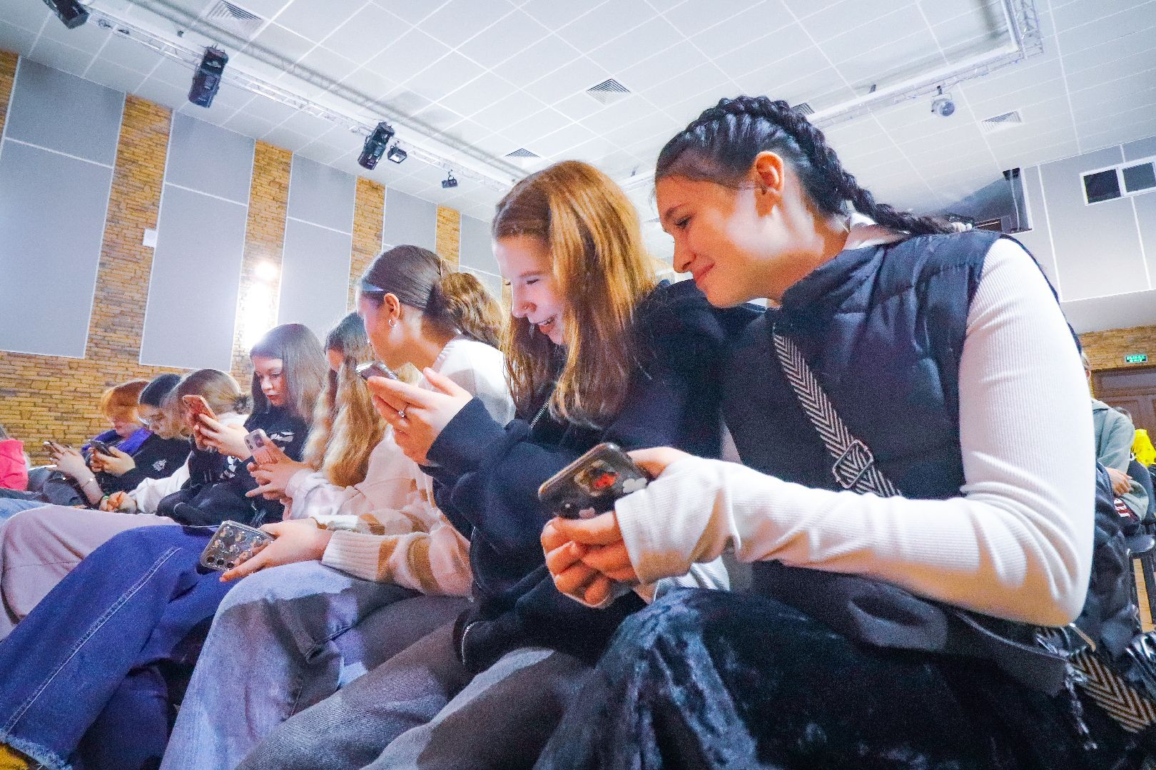 Клин, образование, школьники, культура, спектакли, Пушкин,