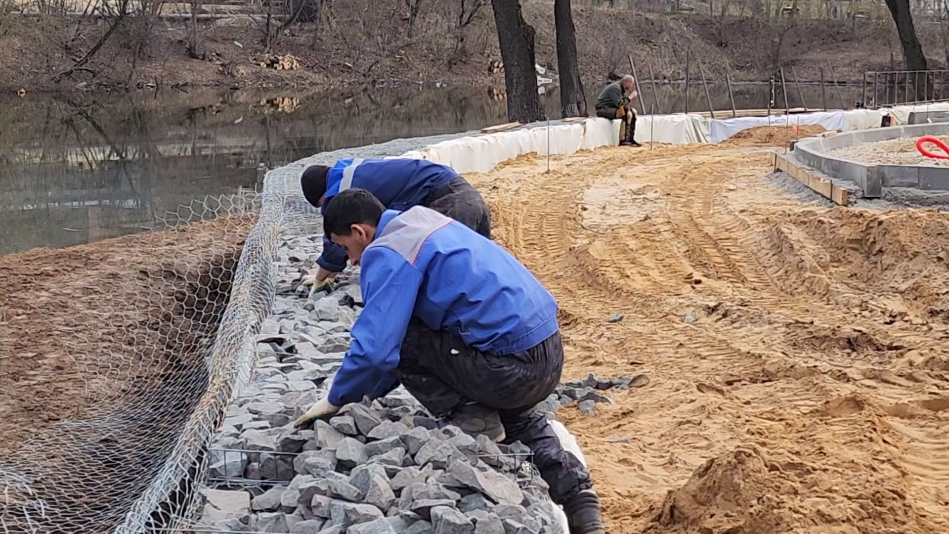 Чехов, улица Береговая, набережная реки Теребенка, благоустройство, реконструкция, строительство, подпорные стенки, габионы, укрепление берега, госпрограмма московской области, формирование комфортной городской среды,