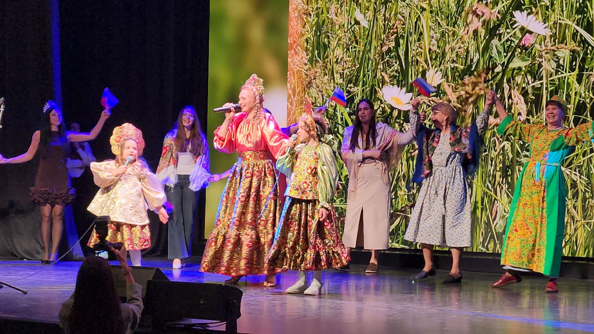 пушкино, мамы, премия, танцы, выступления, конкурс,номинация,материнство,вертикалки,