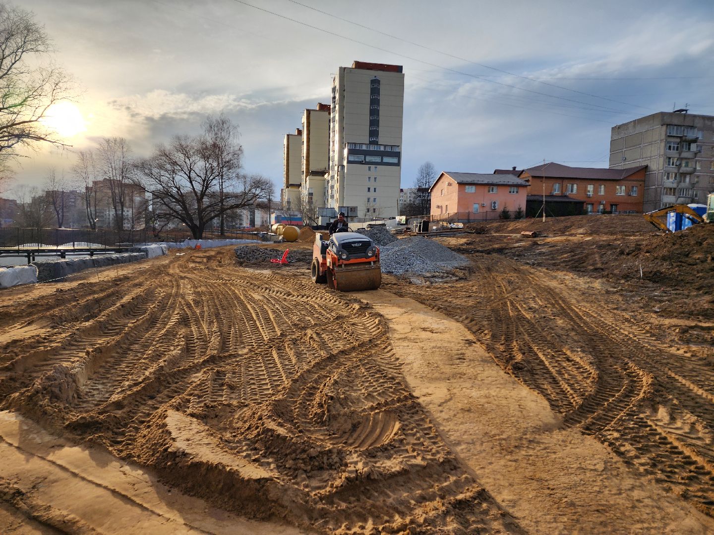 Чехов, улица Береговая, набережная реки Теребенка, благоустройство, реконструкция, строительство, пешеходные дорожки, тротуары, тропинки, велодорожки, госпрограмма московской области, формирование комфортной городской среды,