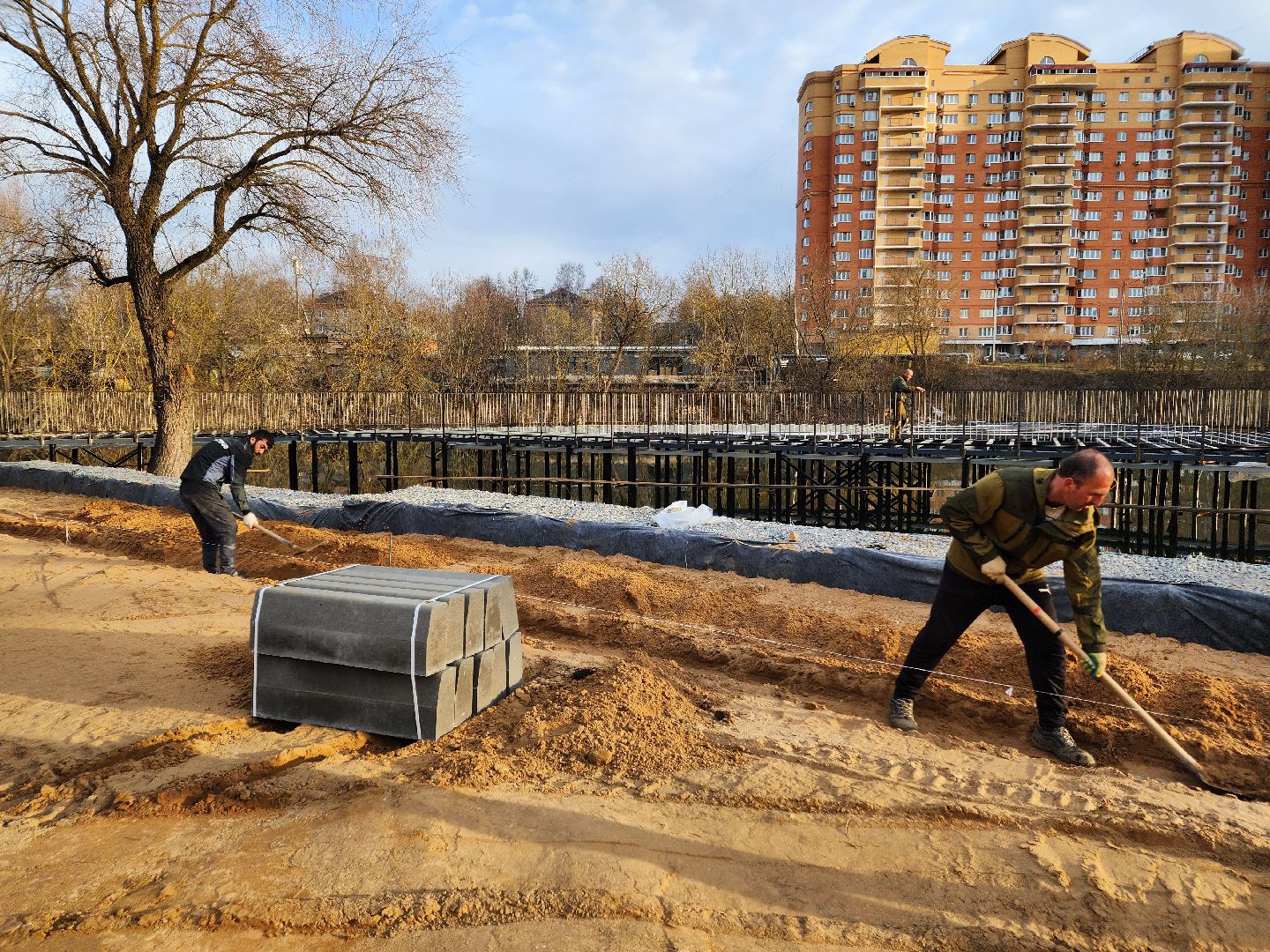 Чехов, улица Береговая, набережная реки Теребенка, благоустройство, реконструкция, строительство, пешеходные дорожки, тротуары, тропинки, велодорожки, госпрограмма московской области, формирование комфортной городской среды,