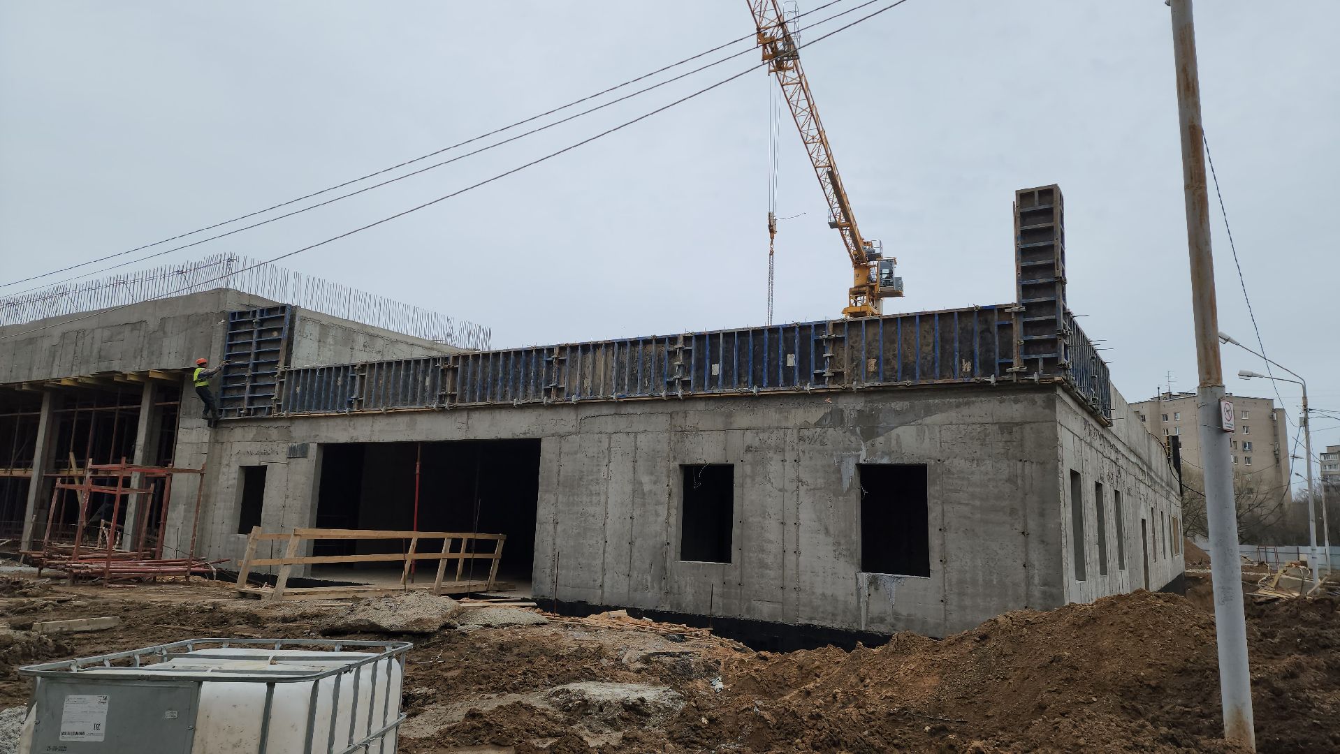 фок с бассейном, Лобня, Строительство,