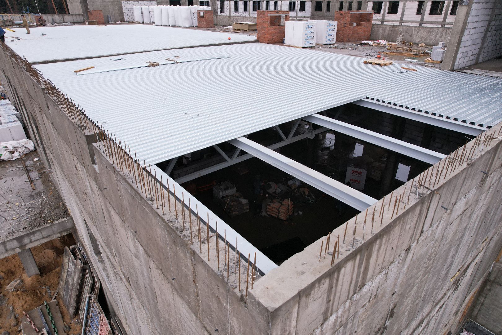 видео с коптера, новый корпус ЦО 5 в Ногинске, ремонт центра образования 5 в Ногинске,