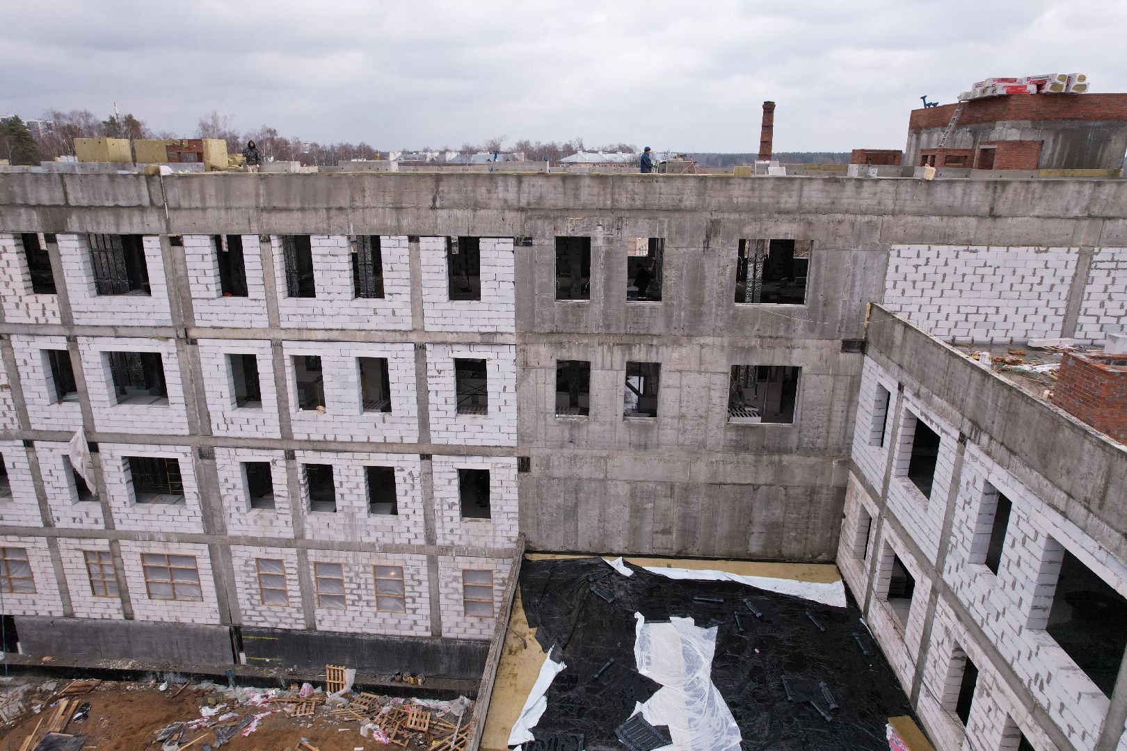 видео с коптера, новый корпус ЦО 5 в Ногинске, ремонт центра образования 5 в Ногинске,