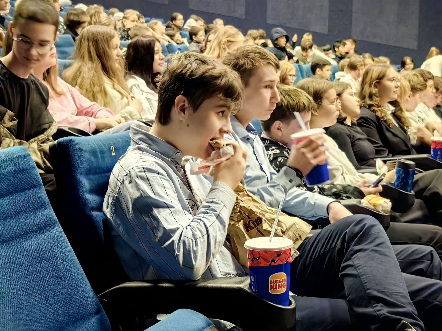 кино, акция, кино победы, школа, фильм, кинотеатр,