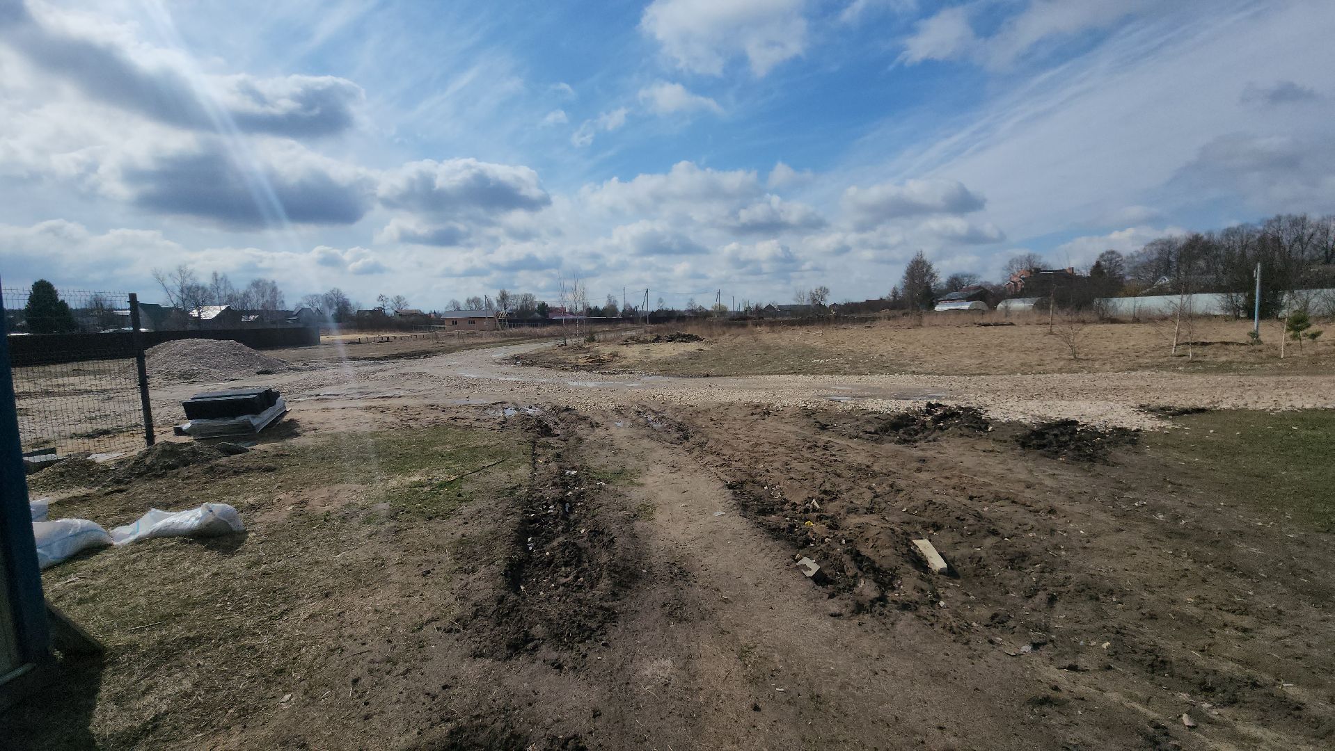 Назарьево, Медицина, Строительство,