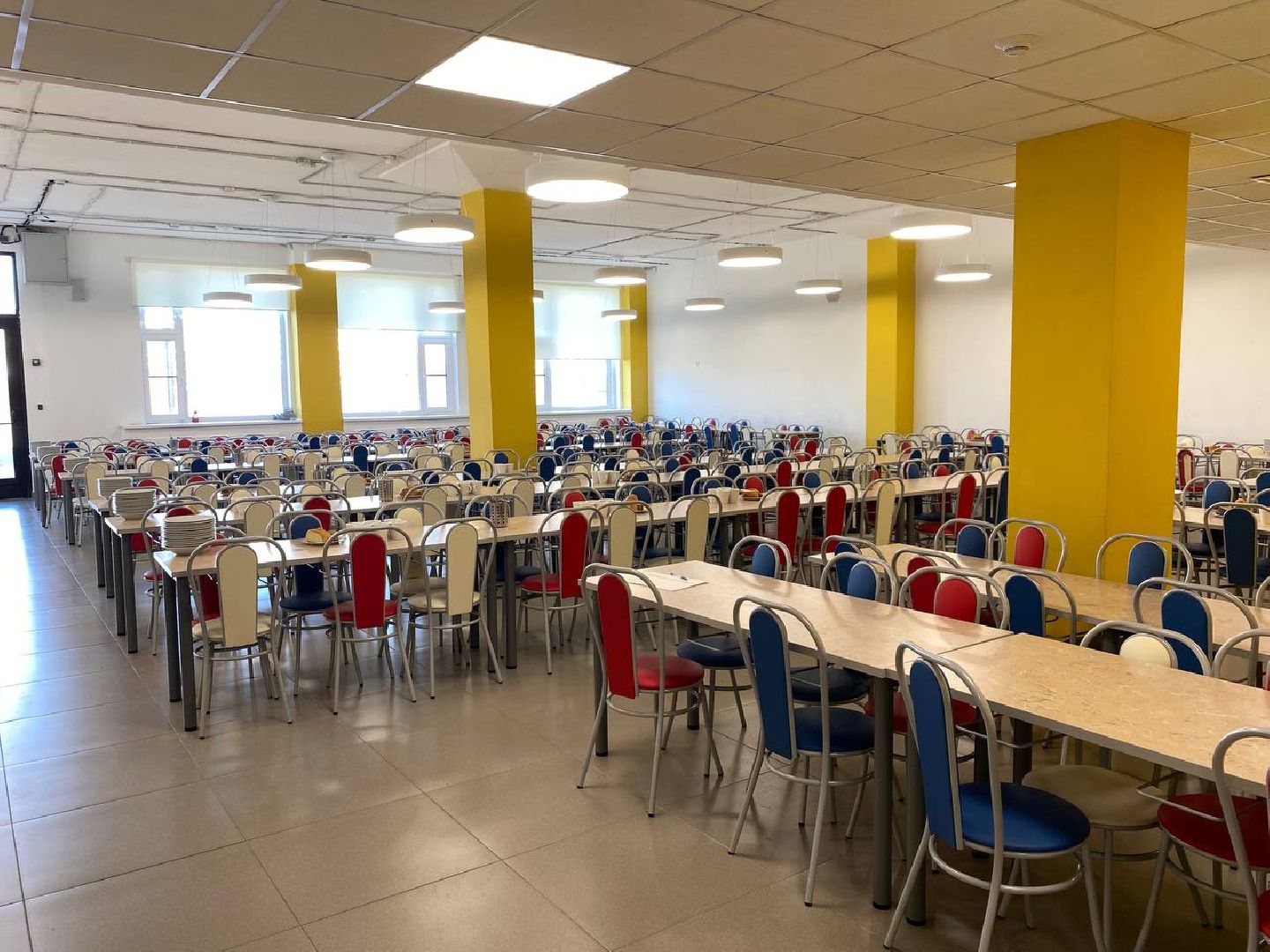 первоклассник, прим документов в школу, образовательный центр Сабурово, школа в Сабурово, первоклашки,