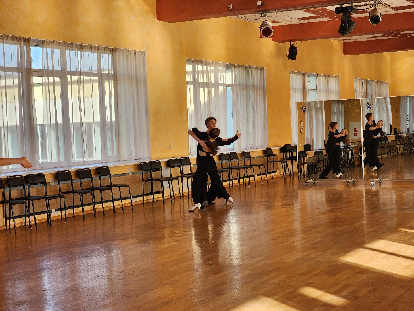 Подольск, Дворец культуры октябрь, культура,