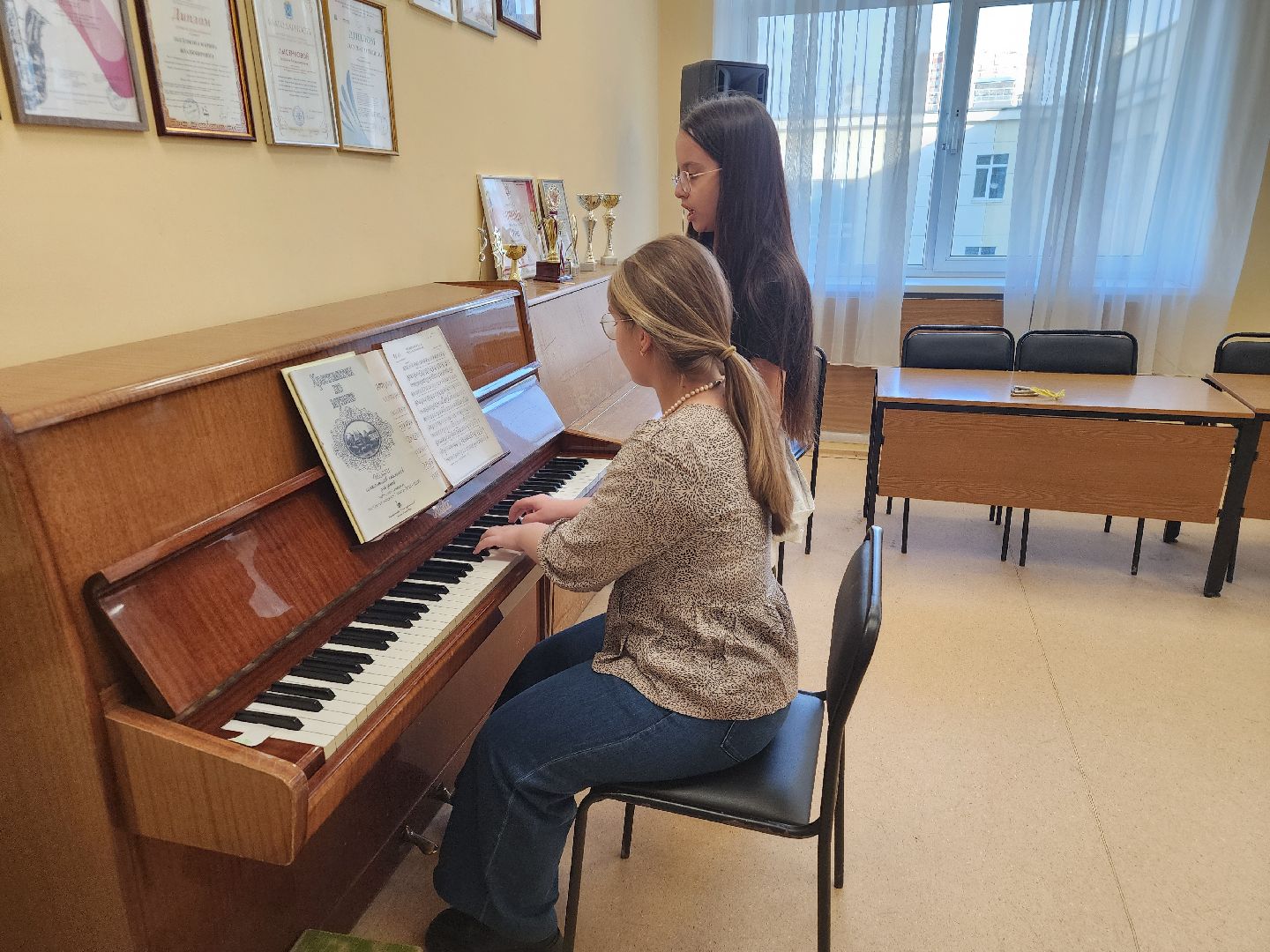 Подольск, Дворец культуры октябрь, культура,