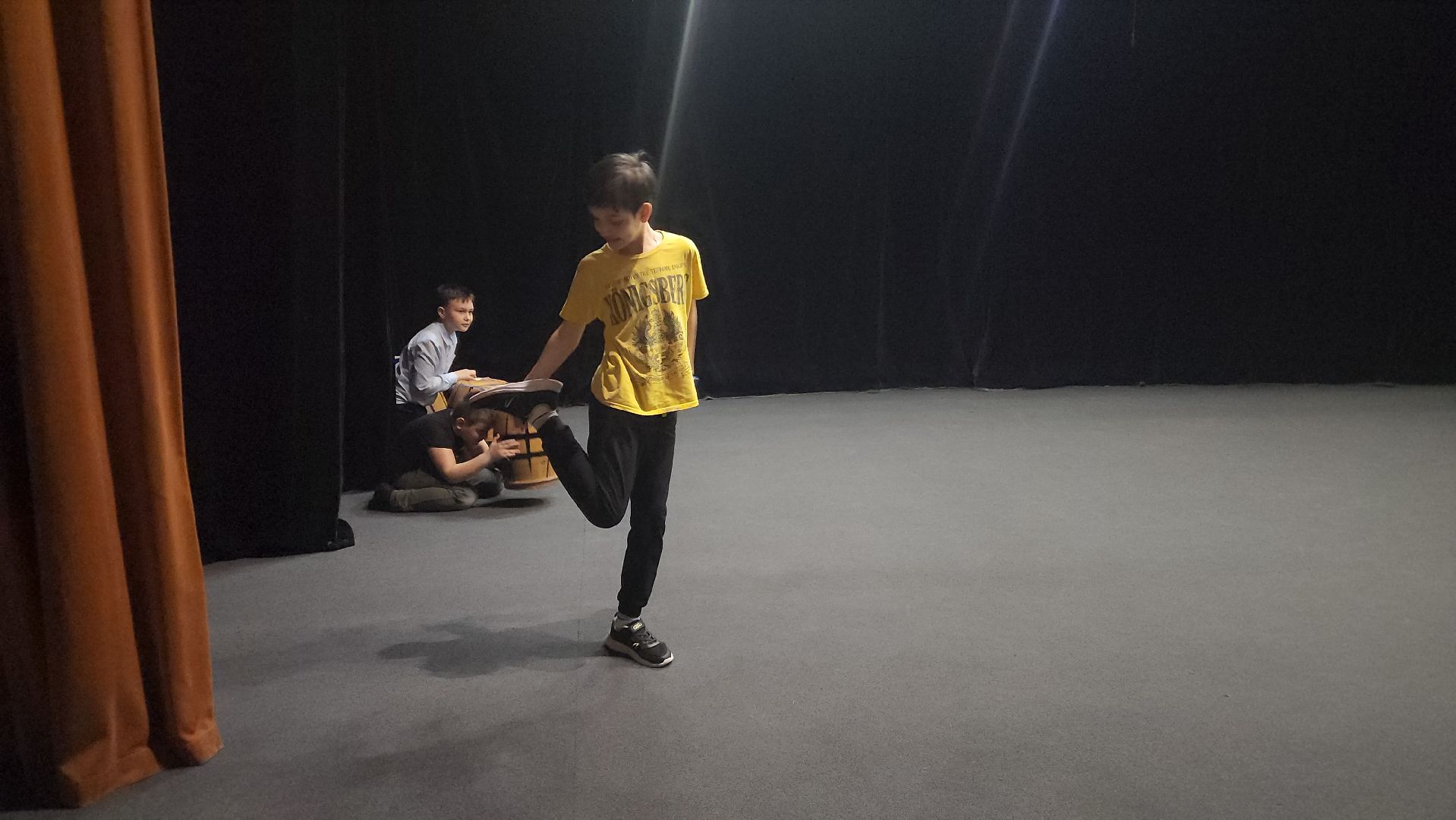 Подольск, Дворец культуры октябрь, культура,