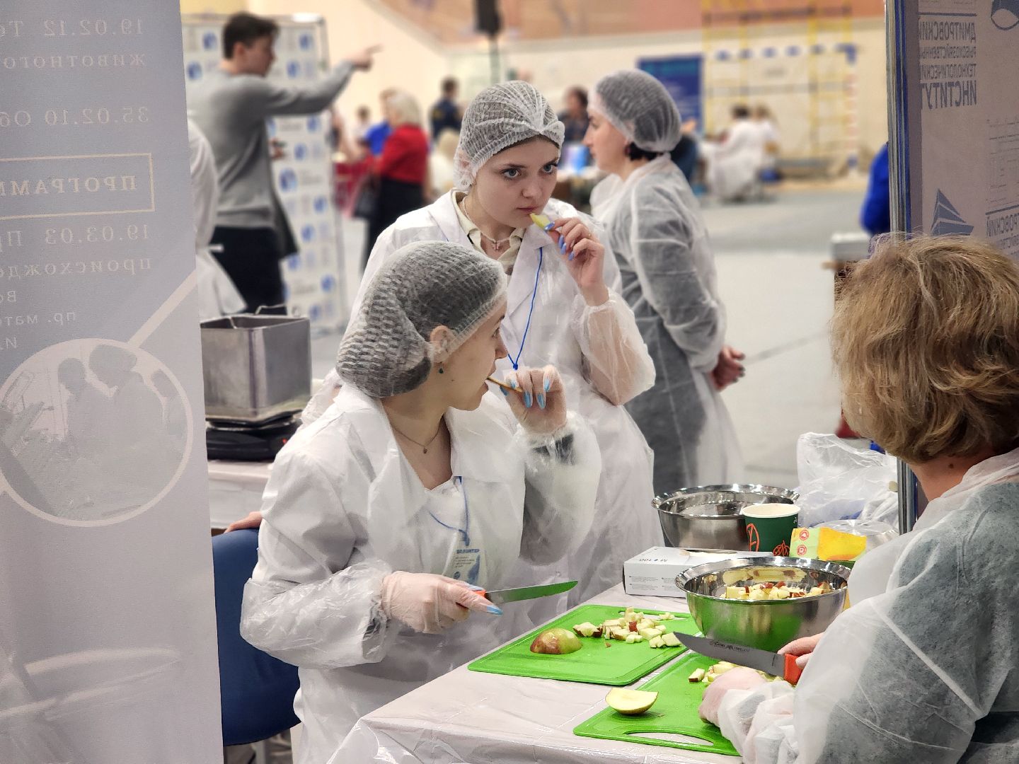 дубна, фестиваль профессий путь навыков, дворец спорта радуга, профориентация, награждение, глава городского округа,