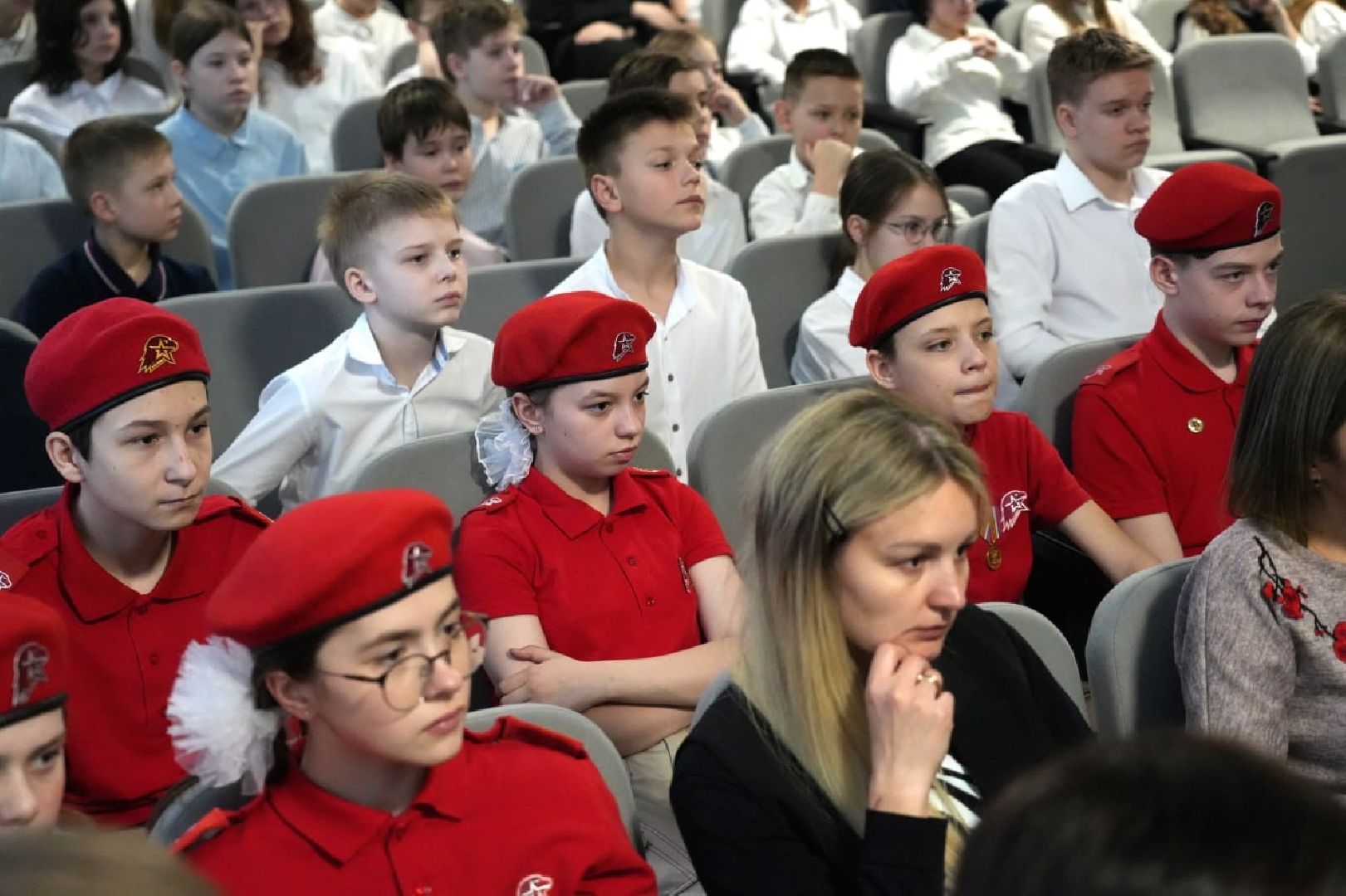 сво, герои, парта героя, школа, образование, память, патриотизм, сергиев посад, сергиево-посадский городской округ,