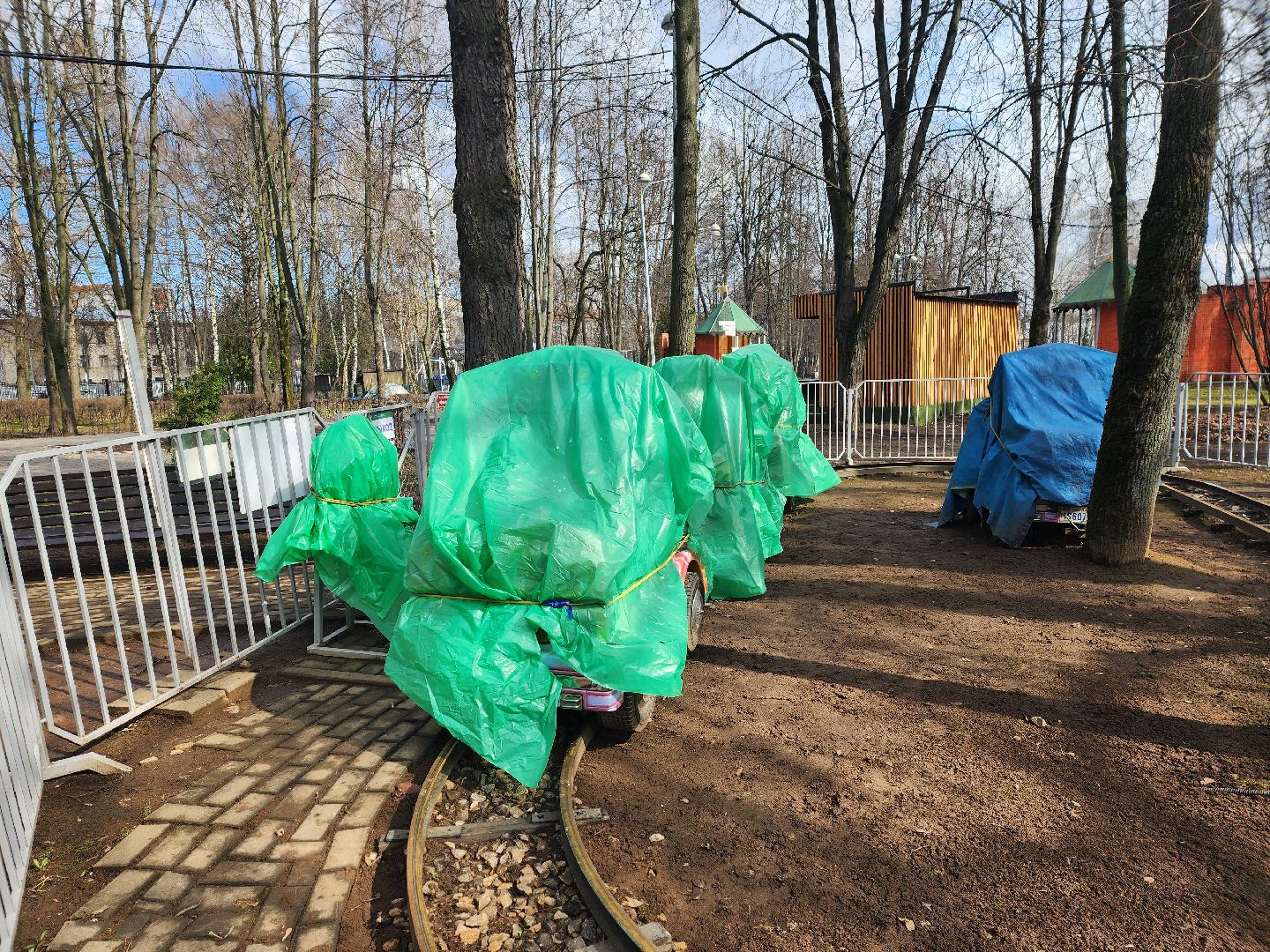 королёв, парки подмосковья, благоустройство, аттракционы,