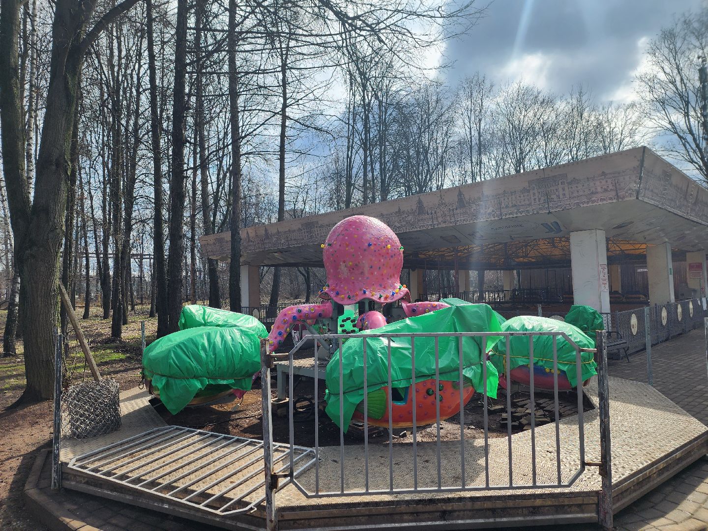 королёв, парки подмосковья, благоустройство, аттракционы,