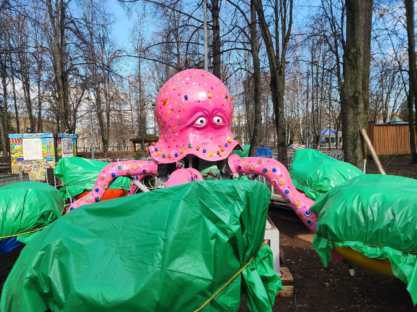 королёв, парки подмосковья, благоустройство, аттракционы,