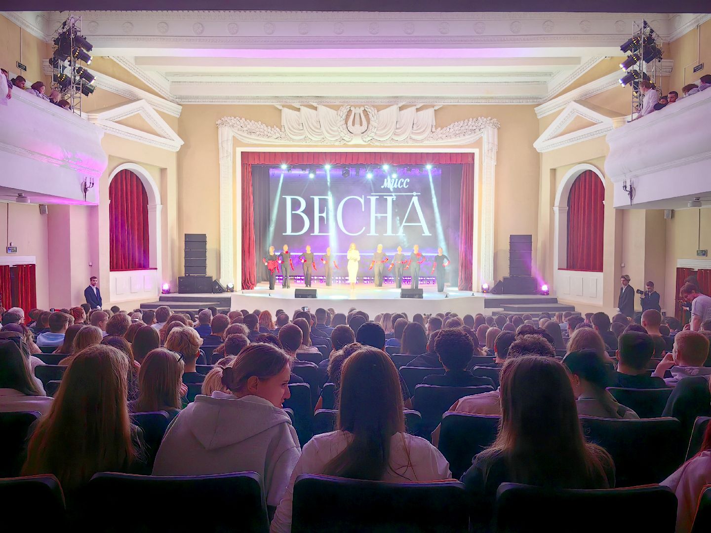 мисс весна, конкурс, колледж, победительница,