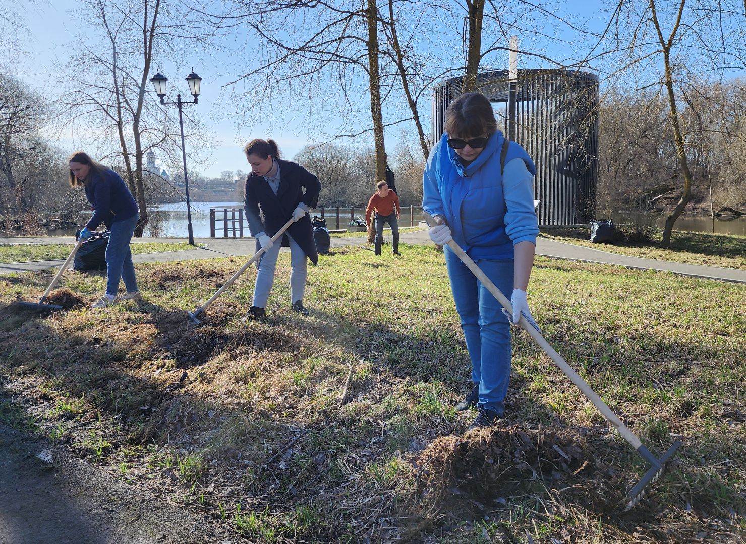 серпухов, подмосковье, субботник, река Нара,