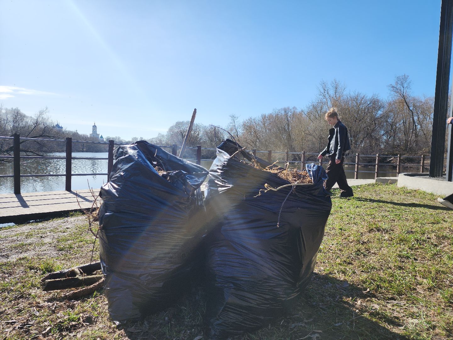 серпухов, подмосковье, субботник, река Нара,
