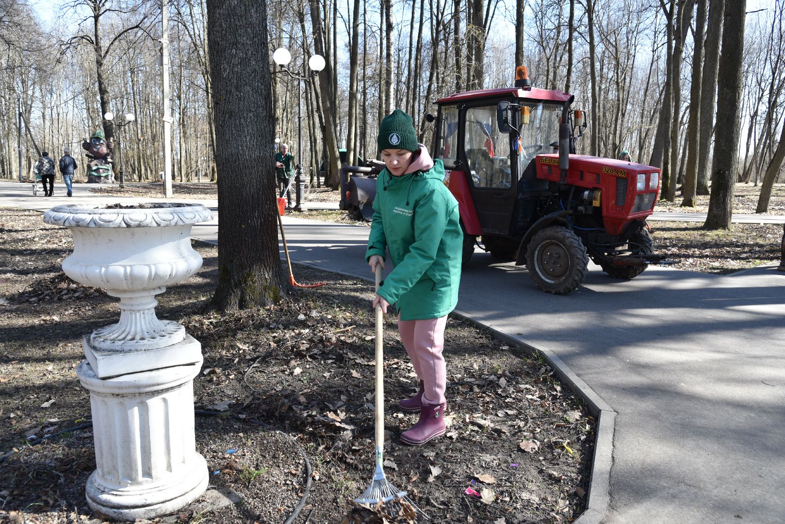 лотошино, лотошинский парк, парки подмосковья, субботник,