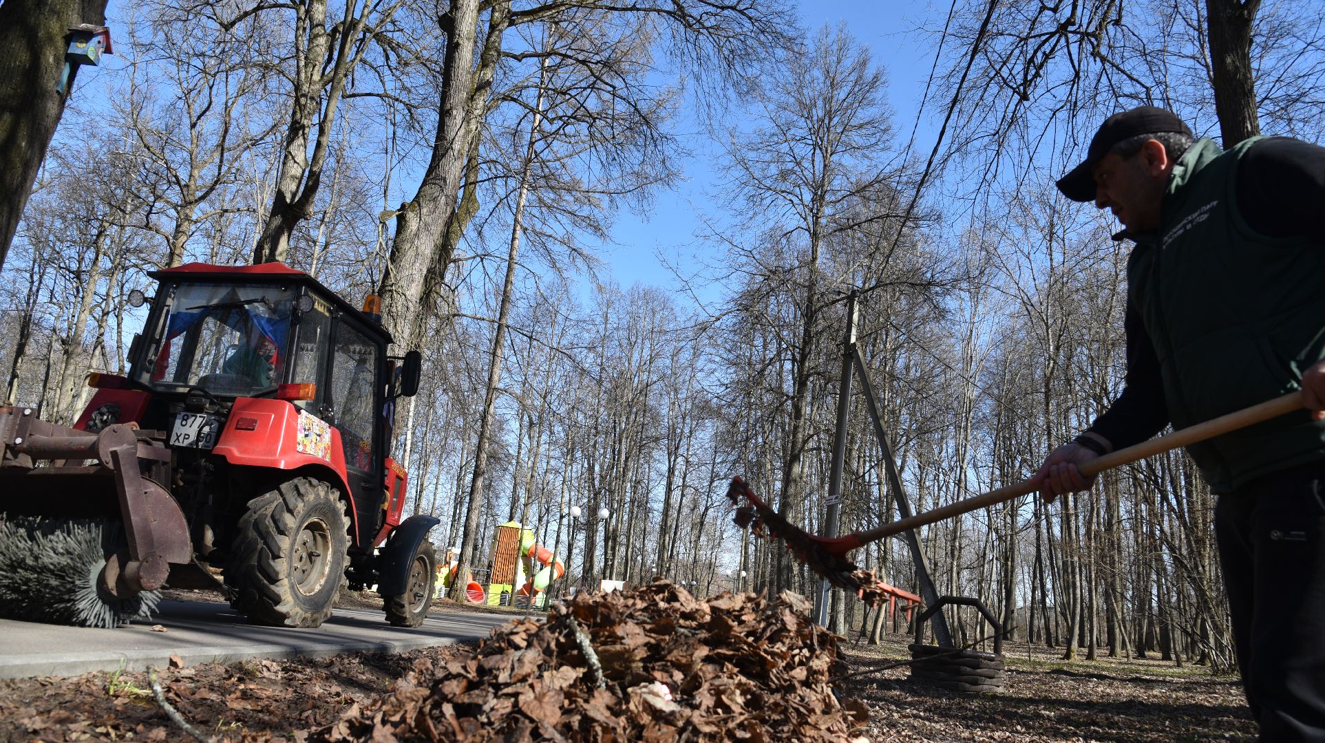 лотошино, лотошинский парк, парки подмосковья, субботник,