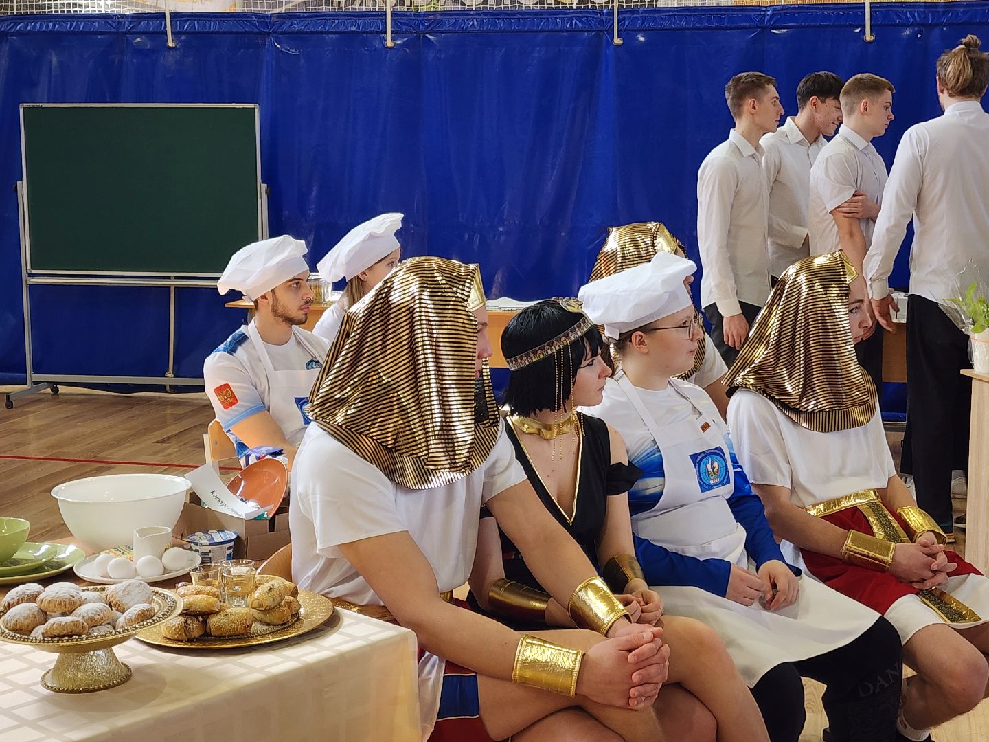 чехов, спортивный комплекс Надежды России, межрегиональный форум, здоровое питание спортсменов, училища олимпийского резерва, кулинарный поединок, призеры и чемпионы олимпиад, круглый стол, музей спорта, национальная кухня стран БРИКС,