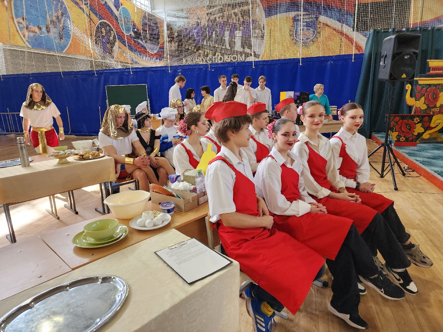 чехов, спортивный комплекс Надежды России, межрегиональный форум, здоровое питание спортсменов, училища олимпийского резерва, кулинарный поединок, призеры и чемпионы олимпиад, круглый стол, музей спорта, национальная кухня стран БРИКС,