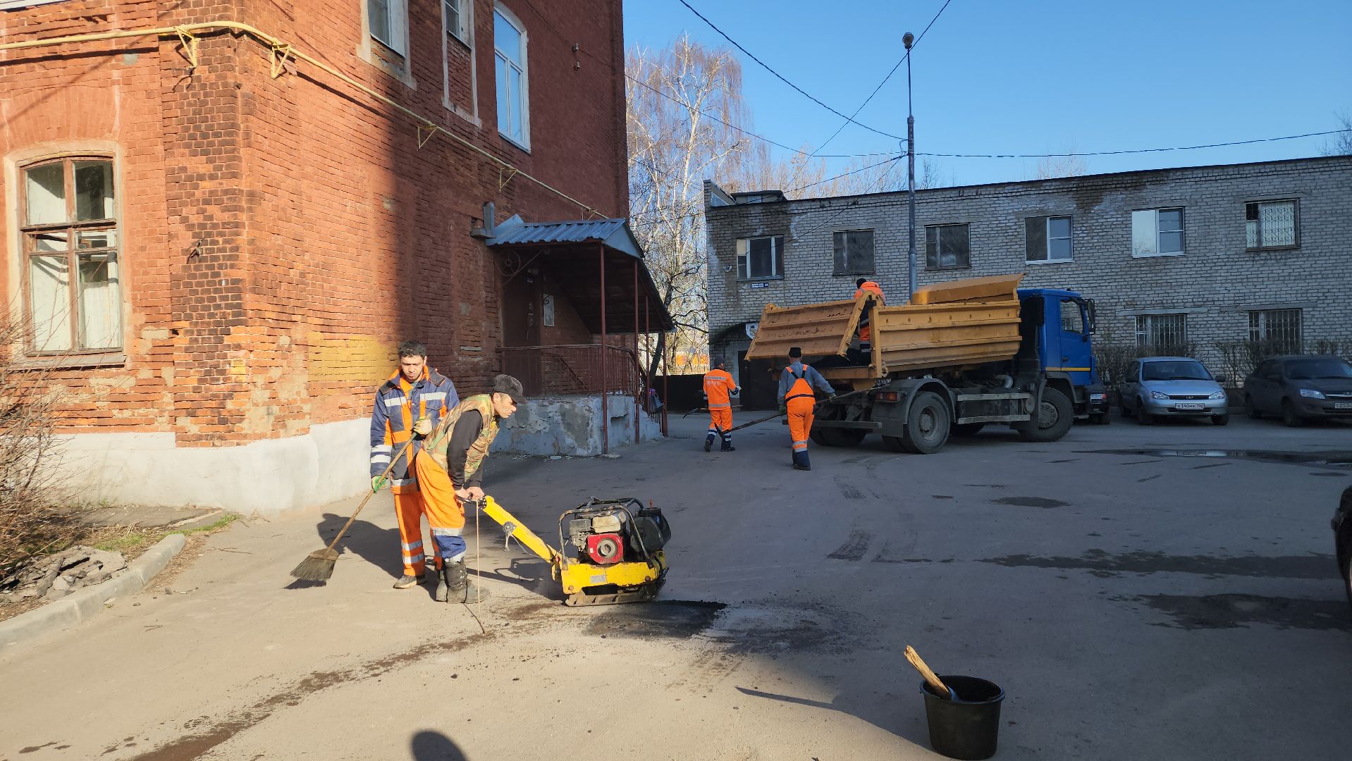 вертикалки, ивантеевка, коммунальная служба, ямочный ремонт, асфальтирование дворов дорог,