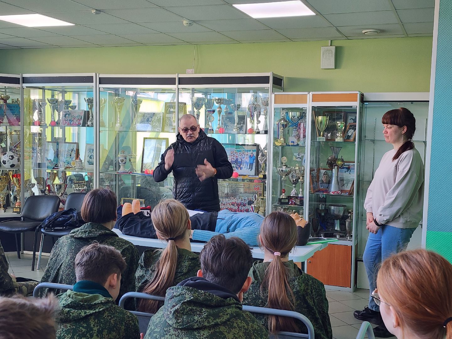 королёв, спорт - это жизнь, стадион вымпел, школы подмосковья,