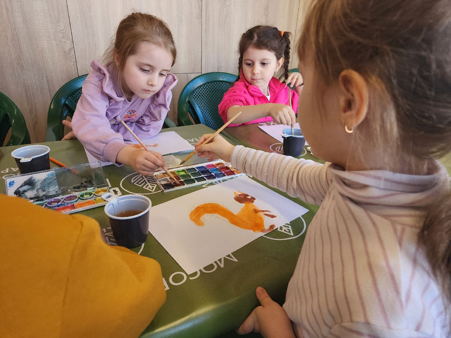 фрязино, лесопарк, изостудия, белки,