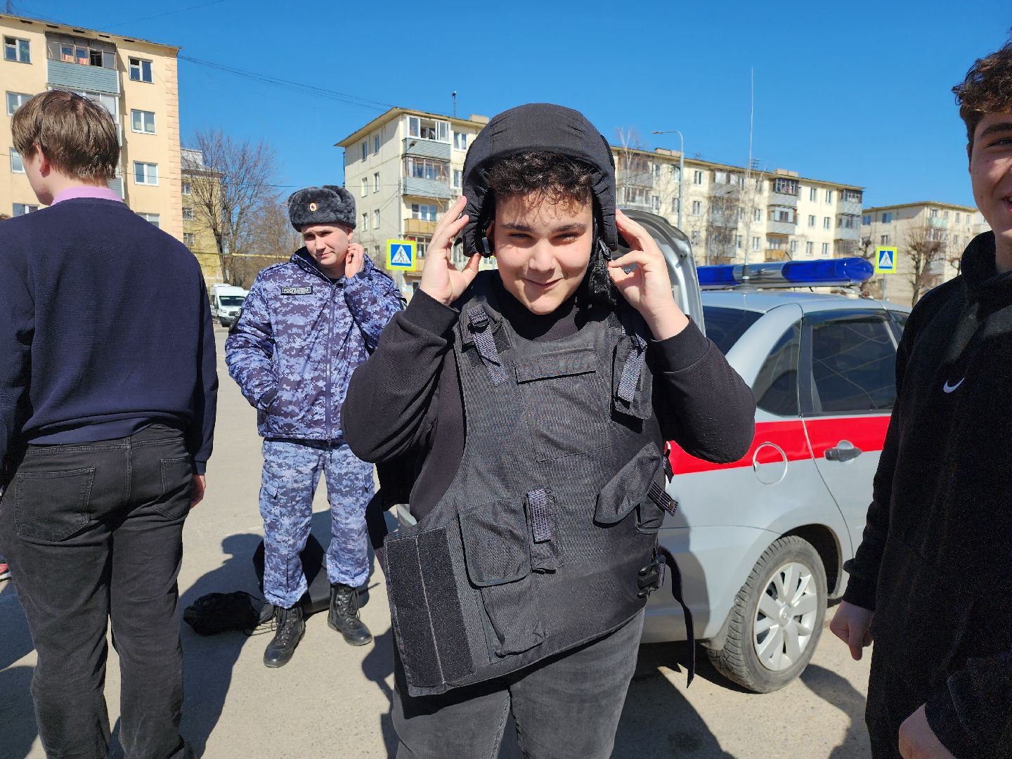 серпухов, подмосковье, студенты, школьники, ВУЗ, колледж,