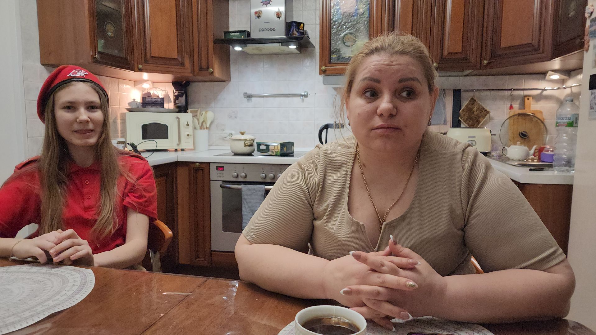 вертикалки, пушкино, помощь сво, продукты питания, волонтерская деятельность, помощь фронту, школьница,