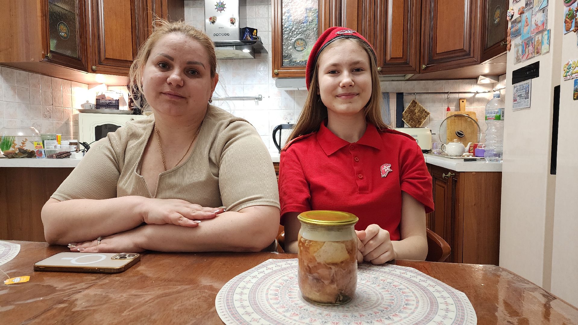 вертикалки, пушкино, помощь сво, продукты питания, волонтерская деятельность, помощь фронту, школьница,