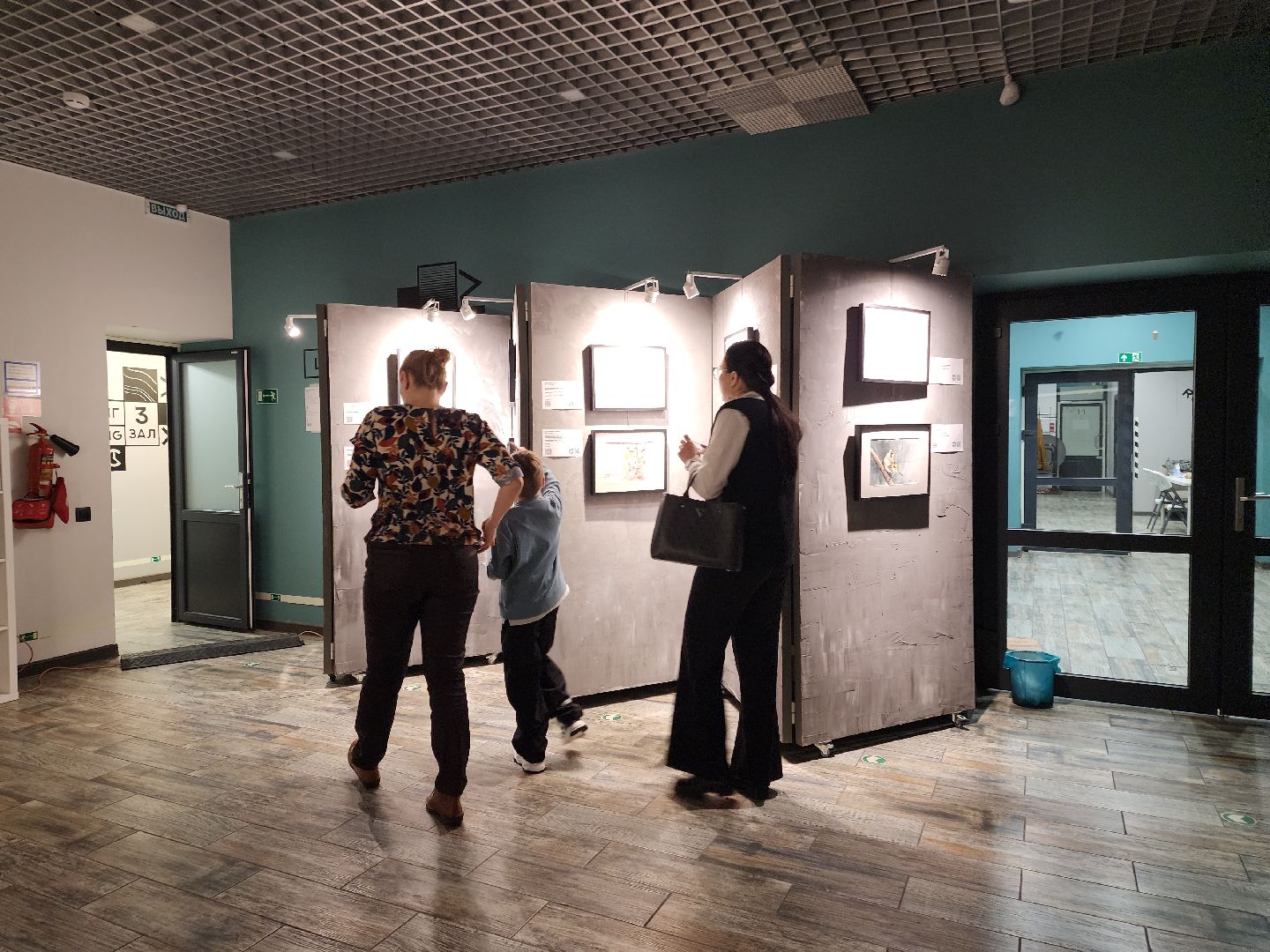 Черноголовка, Культура, Выставка картин,