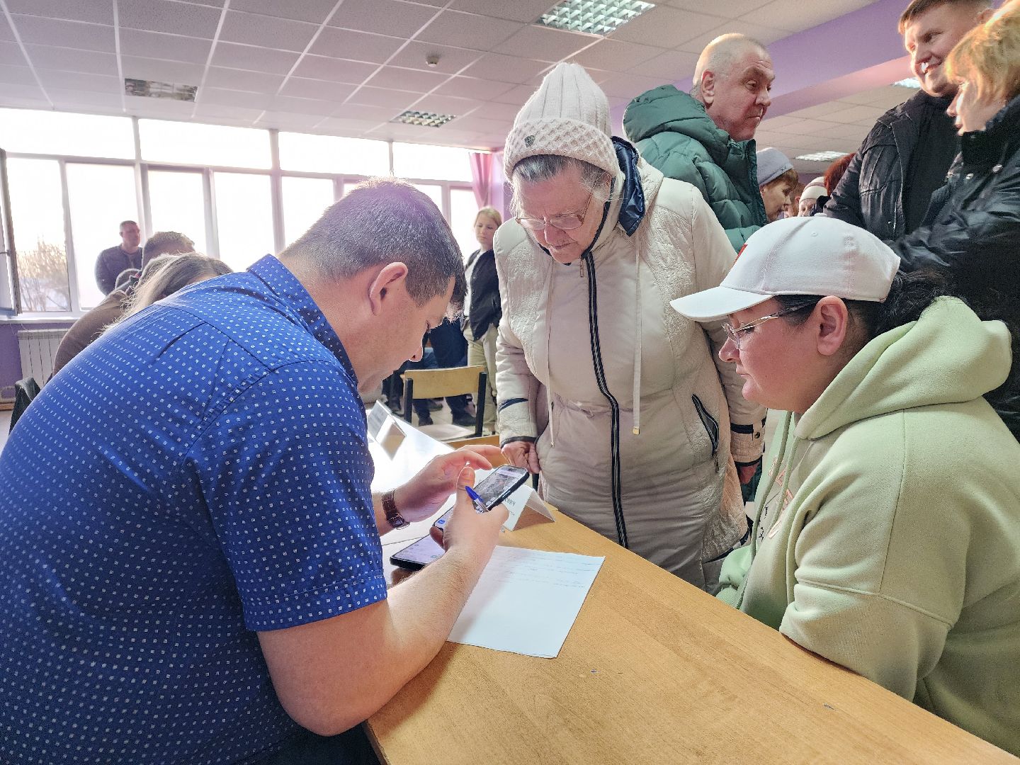 чехов, поселок васькино, выездная администрация, встреча с жителями, обращения граждан, деревня васькино, улица восточная, ямочный ремонт, ремонт дороги, уличное освещение, мбу чеховское благоустройство,