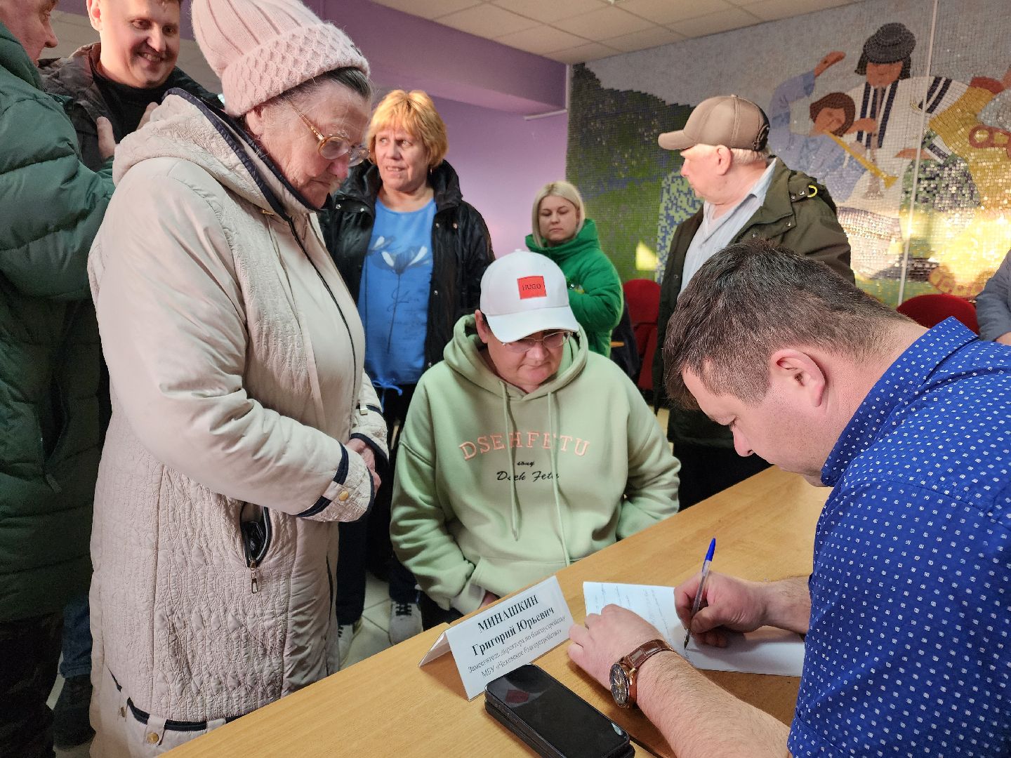 чехов, поселок васькино, выездная администрация, встреча с жителями, обращения граждан, деревня васькино, улица восточная, ямочный ремонт, ремонт дороги, уличное освещение, мбу чеховское благоустройство,