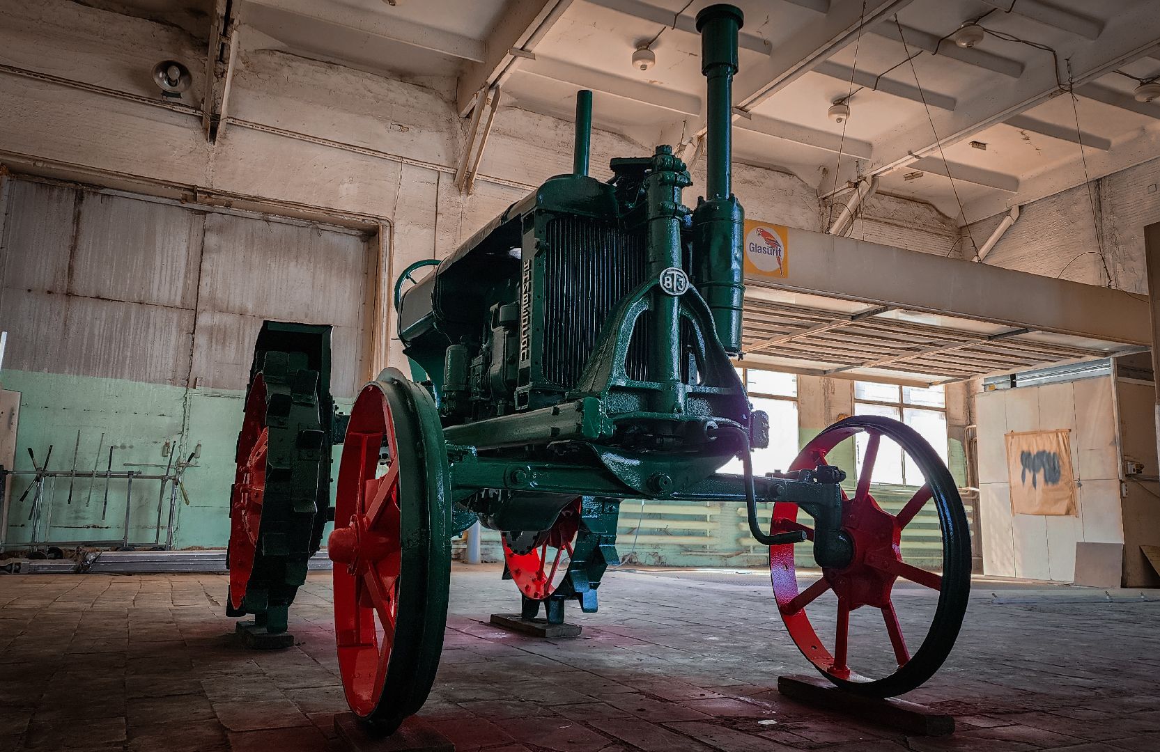 Бронницы, Реставрация трактора, У-2 ВТЗ, Автомобильно-дорожный колледж,