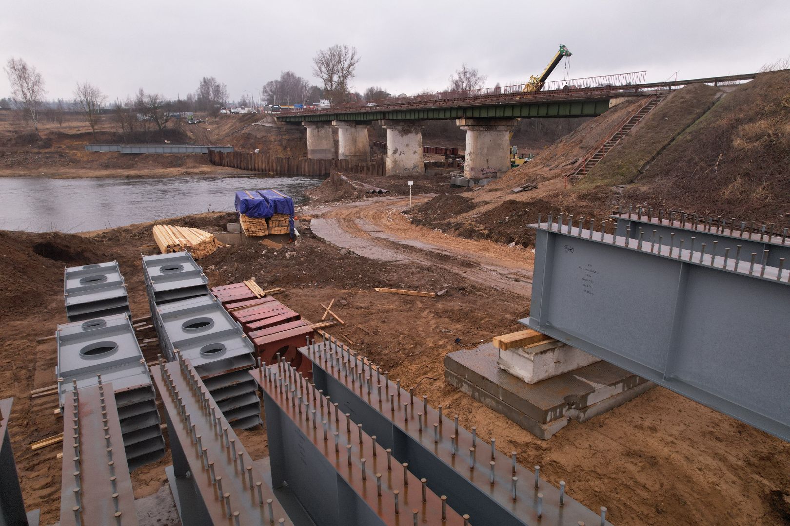 реконструкция моста в деревне Поречье, видео с коптера, ремонт моста в Рузе,