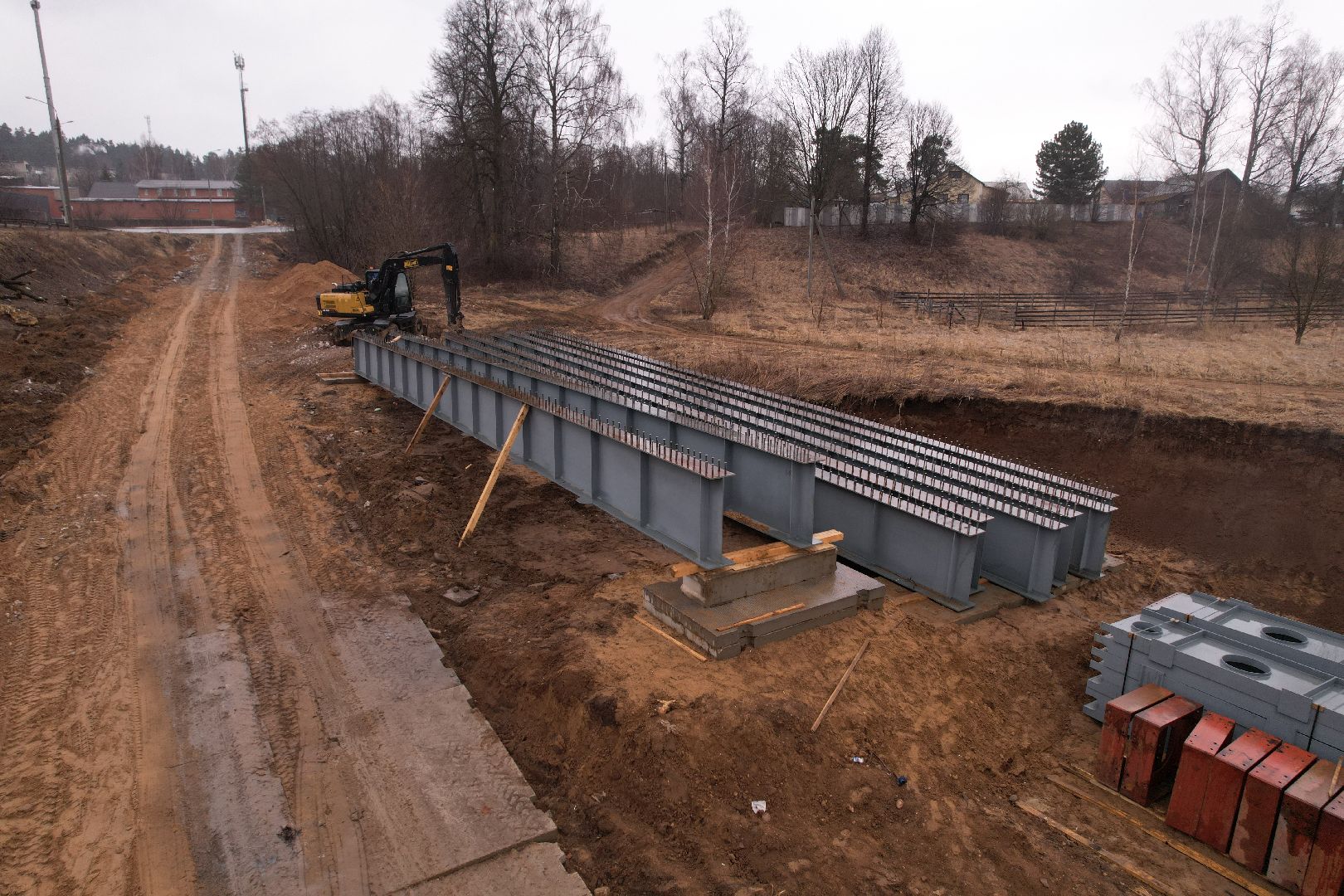 реконструкция моста в деревне Поречье, видео с коптера, ремонт моста в Рузе,