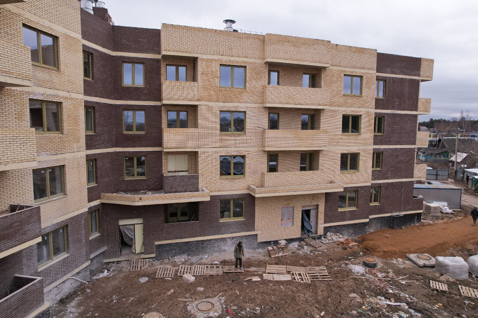 видео с коптера, дом для переселенцев в Талдоме,