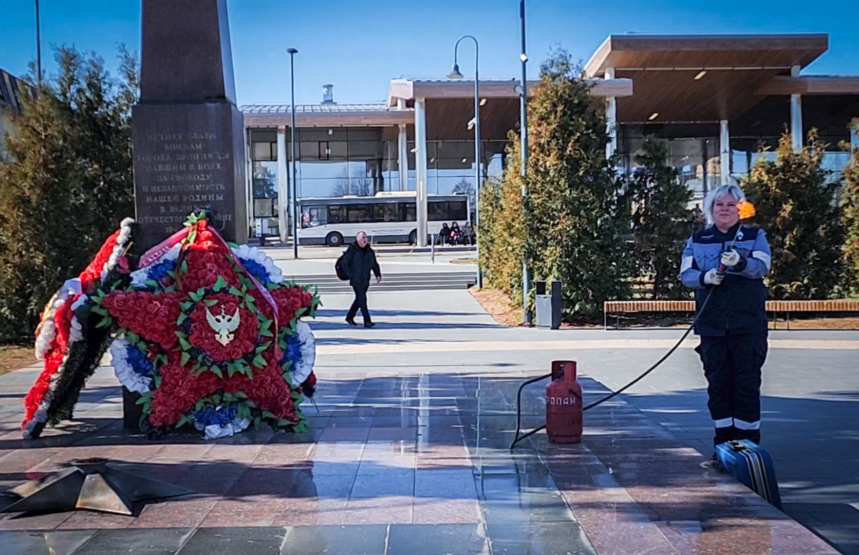 Бронницы, Техобслуживание Вечного огня, Площадь имени Тимофеева,