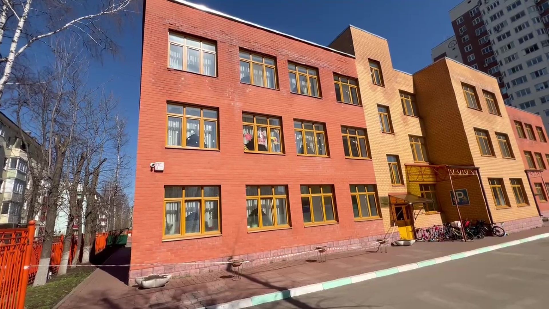 реутов, сбор макулатуры, детский сад, СВО, бумага, картон, книги,