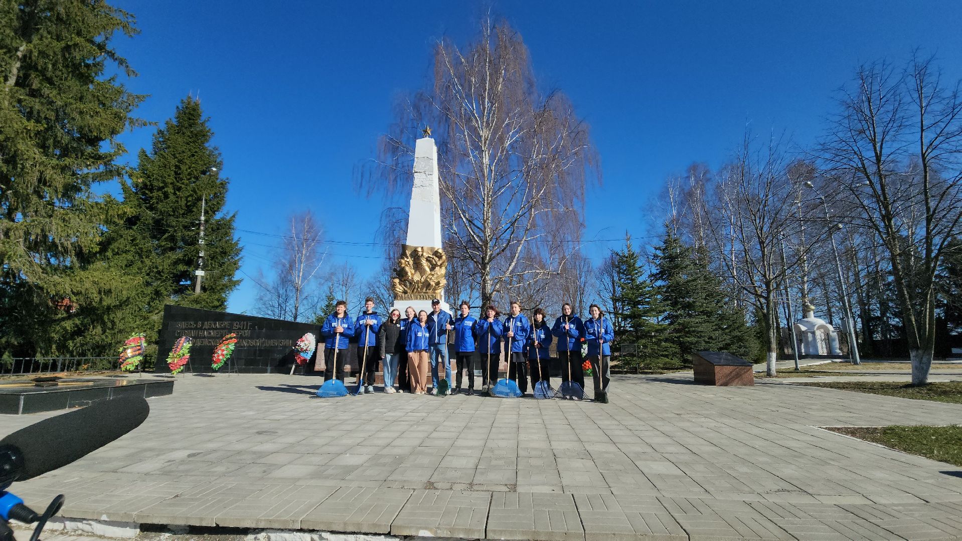 субботник, молодая гвардия, красногорск, рубеж обороны москвы,