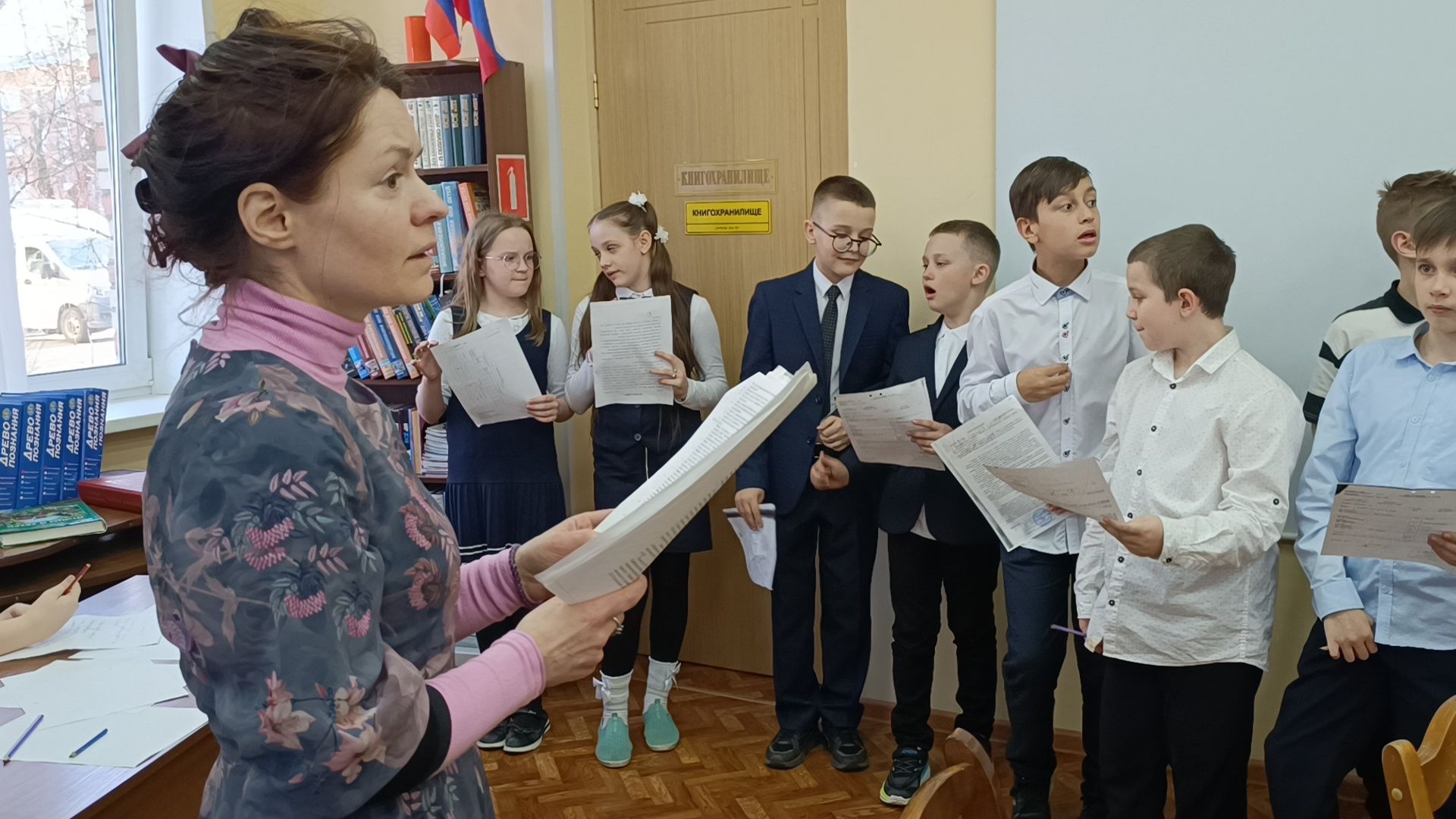 тест, лобня, библиотека,