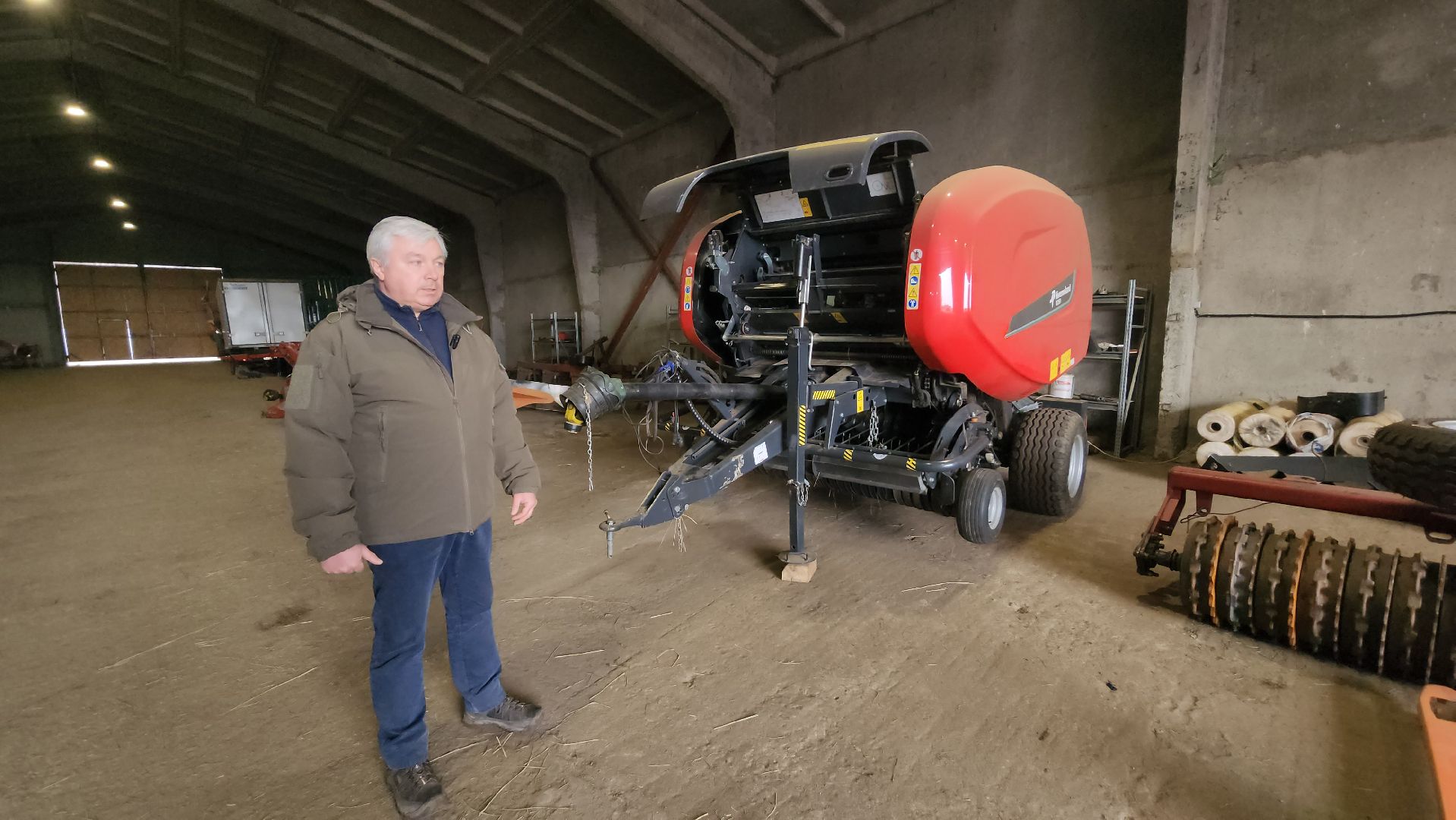 серпухов, деревня игумново, подготовка к посевной, новая сельхозтехника, сельское хозяйство,